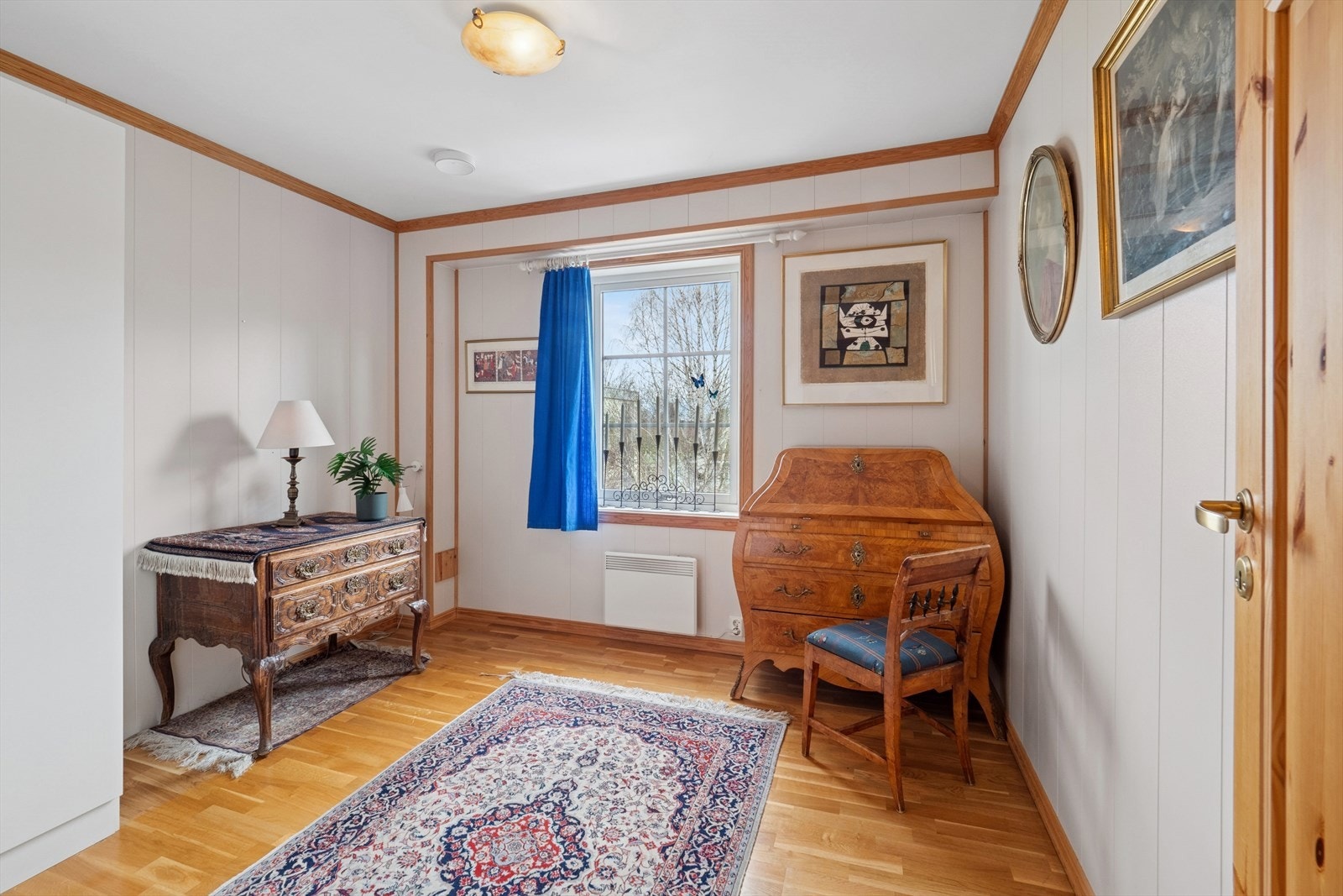 Soverom 2 er også romslig. Galleribilde