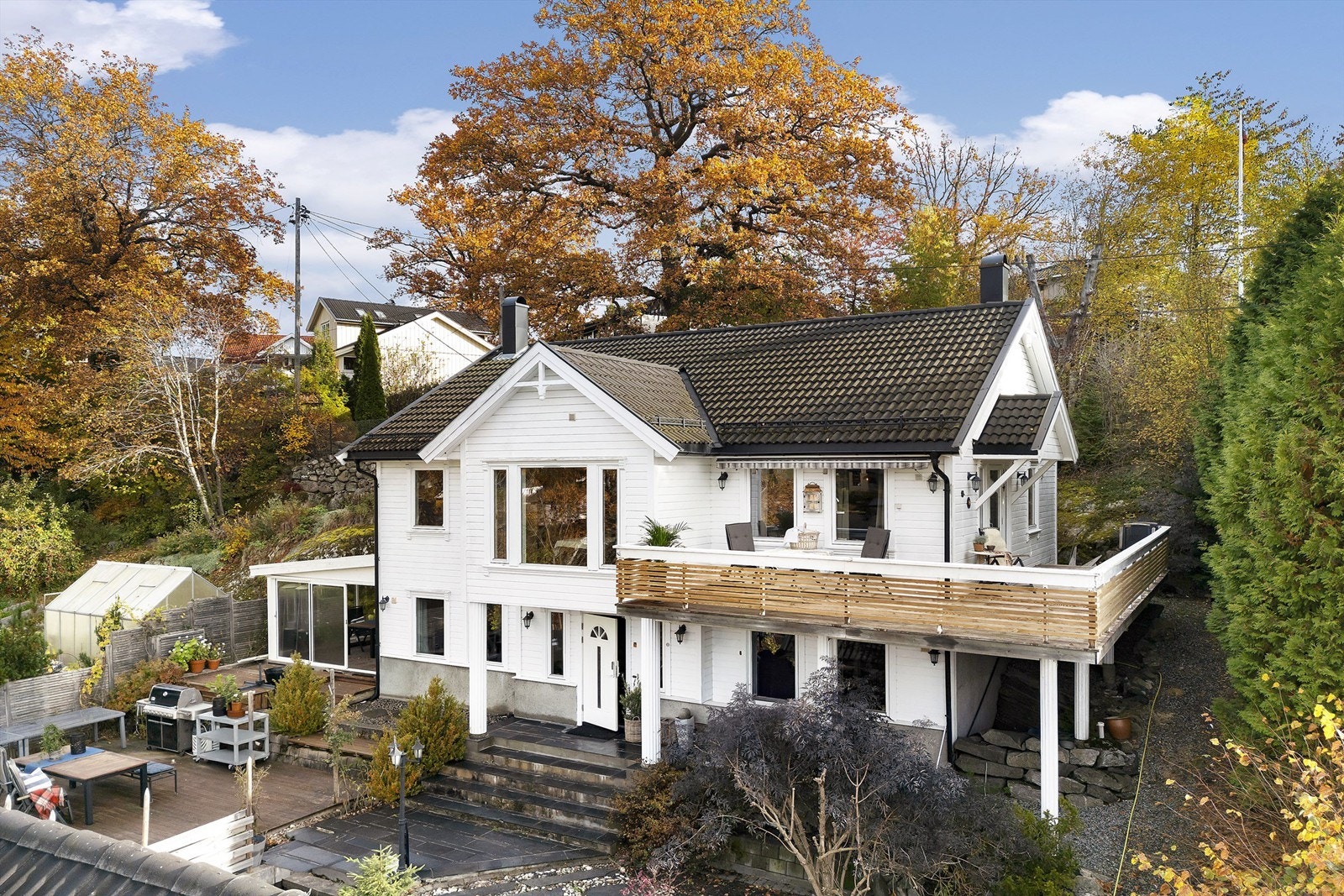 Eiendommen har nærhet til flotte tur- og friluftsområder. Galleribilde