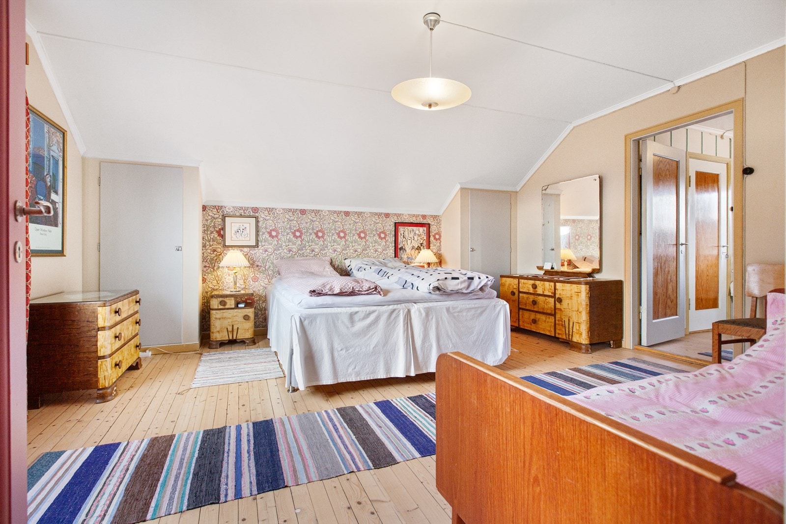 Hovedsoverommet er på hele 18,8m² med god plass til ønsket innredning. Galleribilde