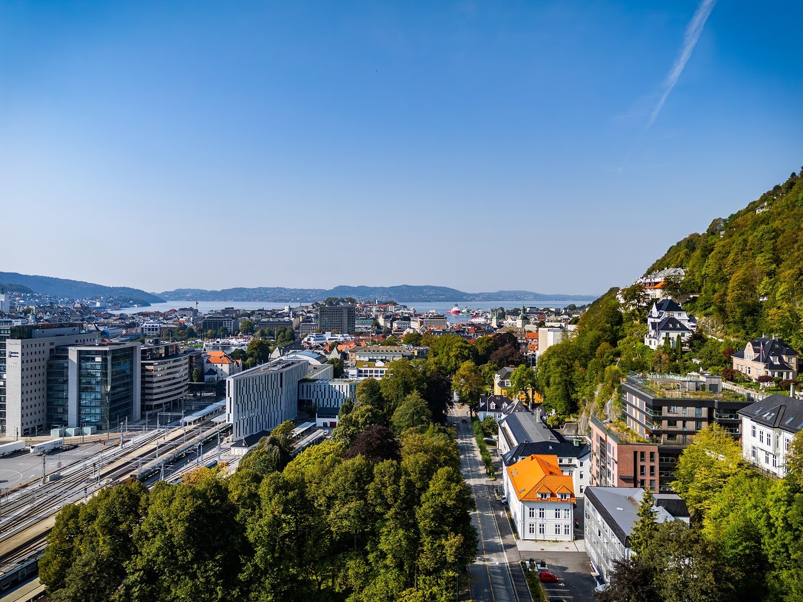 - Boligen har en sentral og populær plassering, med kort gangavstand til byens brede servicetilbud, utdanningsinstitusjoner og pulserende byliv - Galleribilde