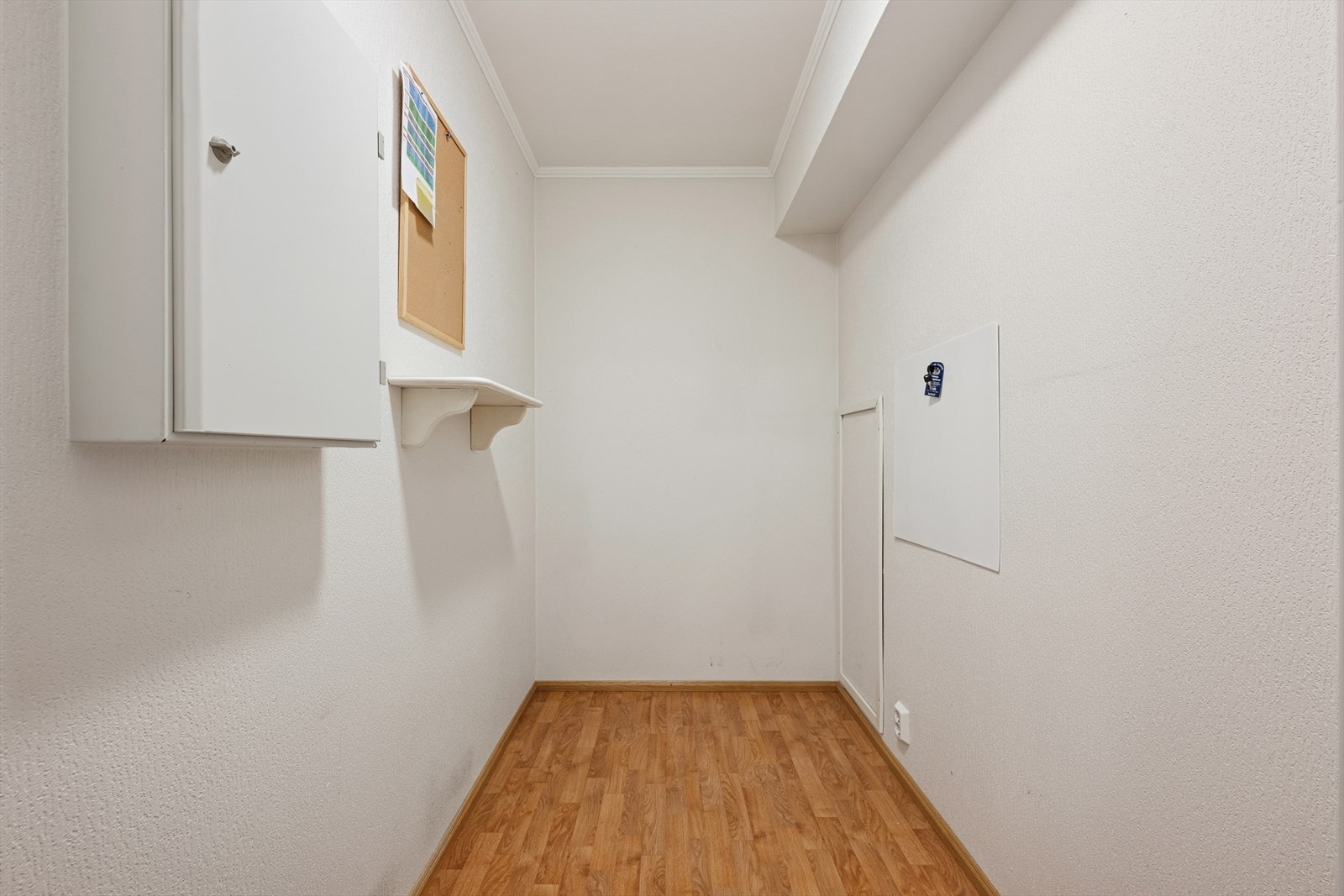 Like ved kjøkken finner man teknisk rom/bod med praktisk lagring av tørrvarer eller annet utstyr. Galleribilde