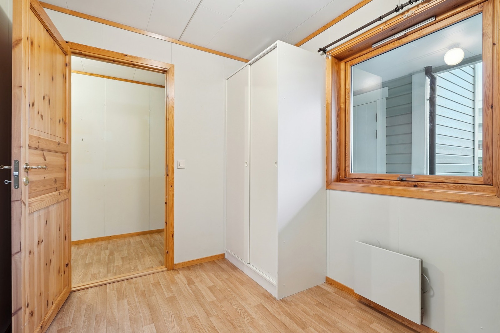 Vinduet vender mot øst. Galleribilde