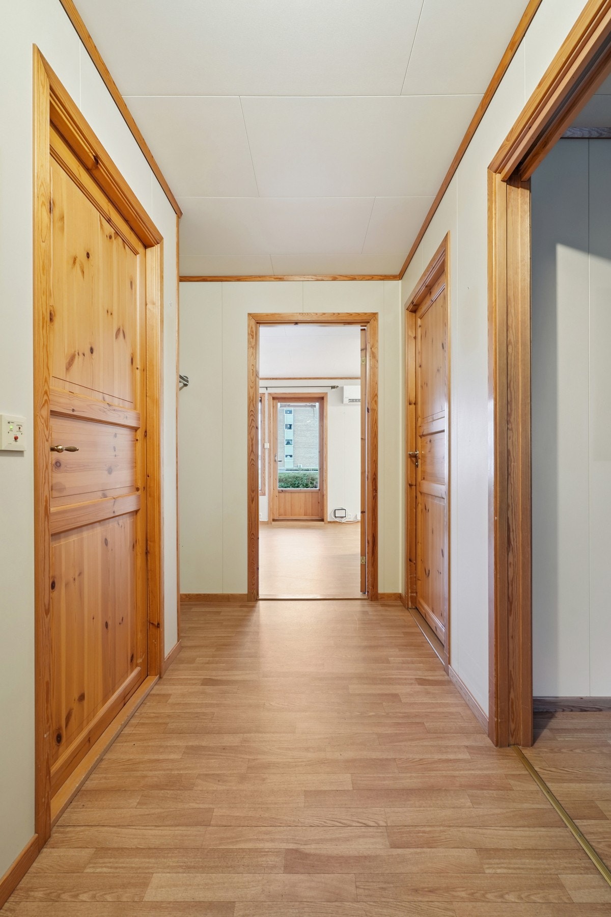 Entré/gang. Galleribilde