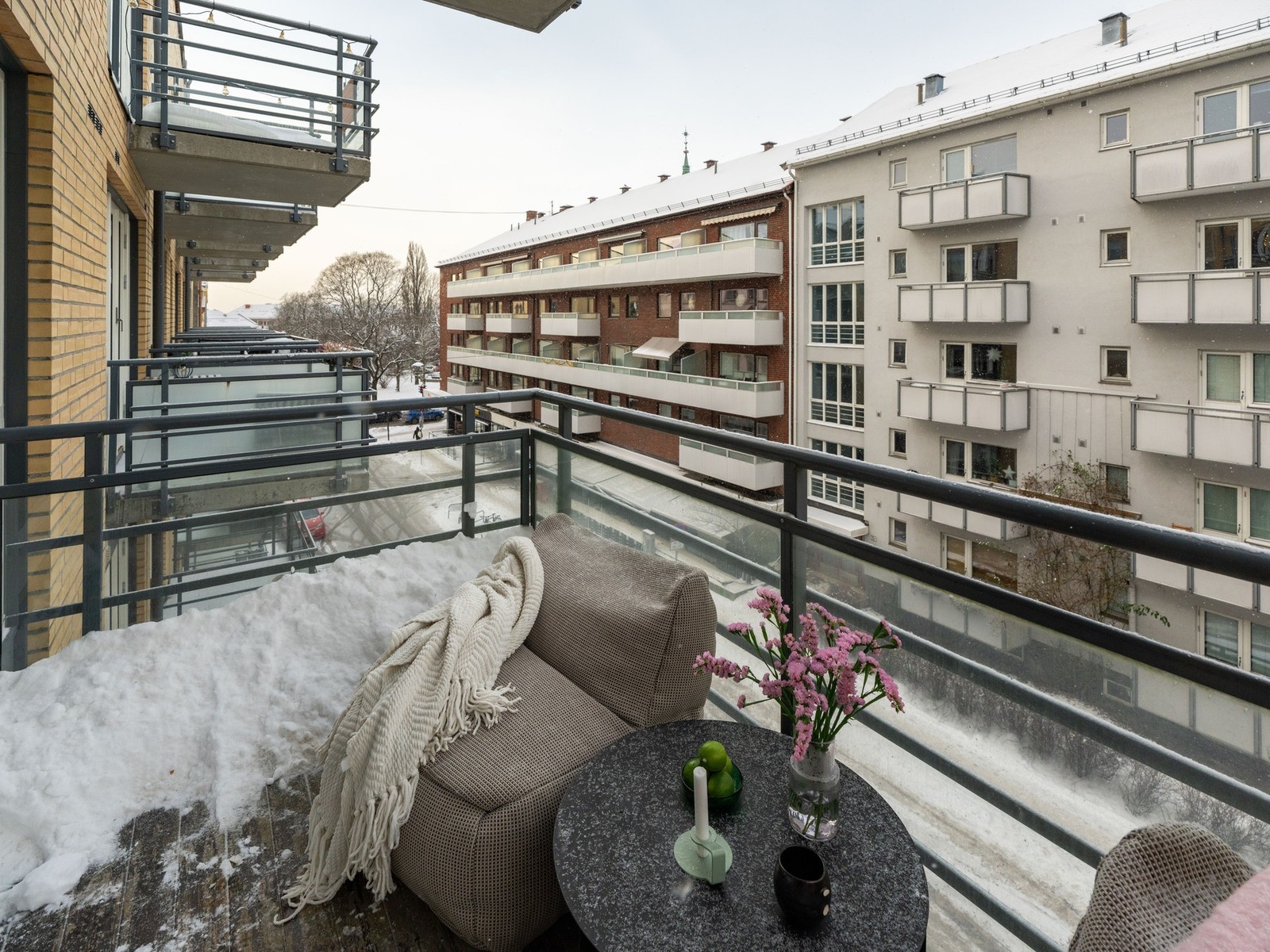 Denne vestvendte balkongen kommer du til å bli glad i. Galleribilde