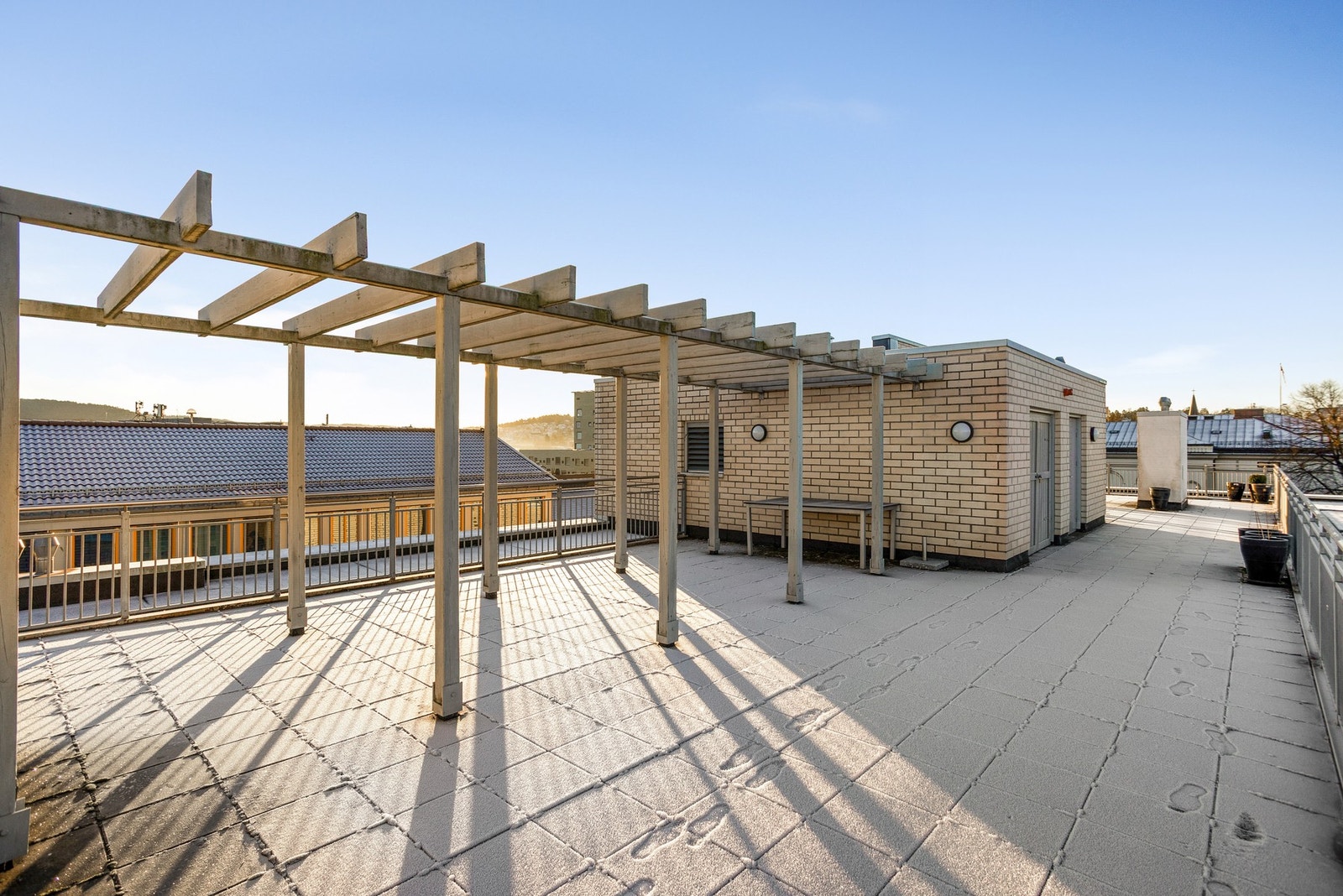 Bilde av fellesområder på takterrassen Galleribilde