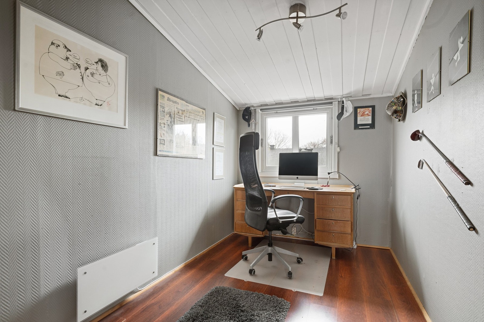 Rommene har nøytrale fargevalg som gir gode innredningsmuligheter, og er praktisk utformet for fleksibel bruk. Galleribilde