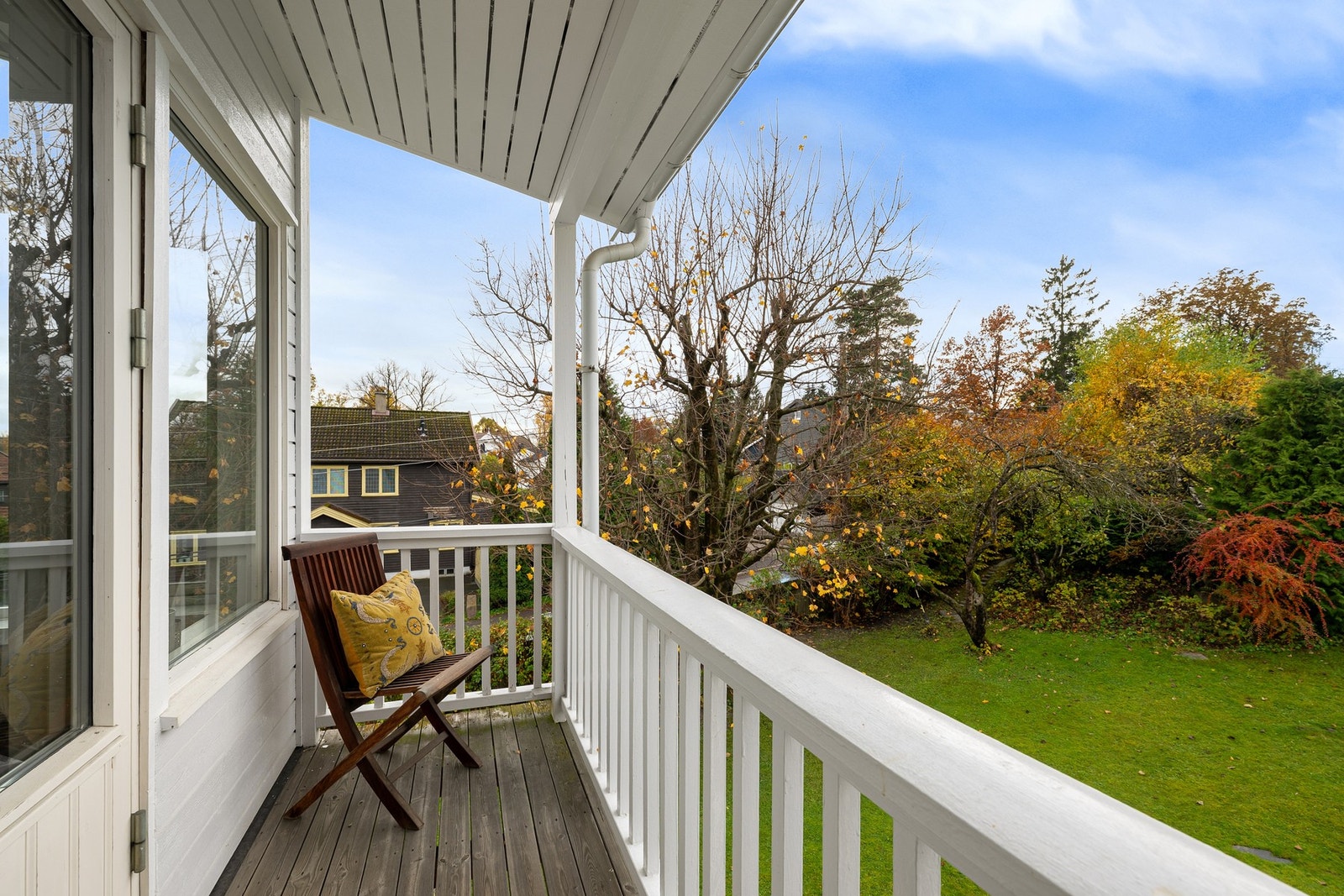 Den overbygde løsningen gir ly for været og forlenger utesesongen, samtidig som den skaper en lun atmosfære Galleribilde