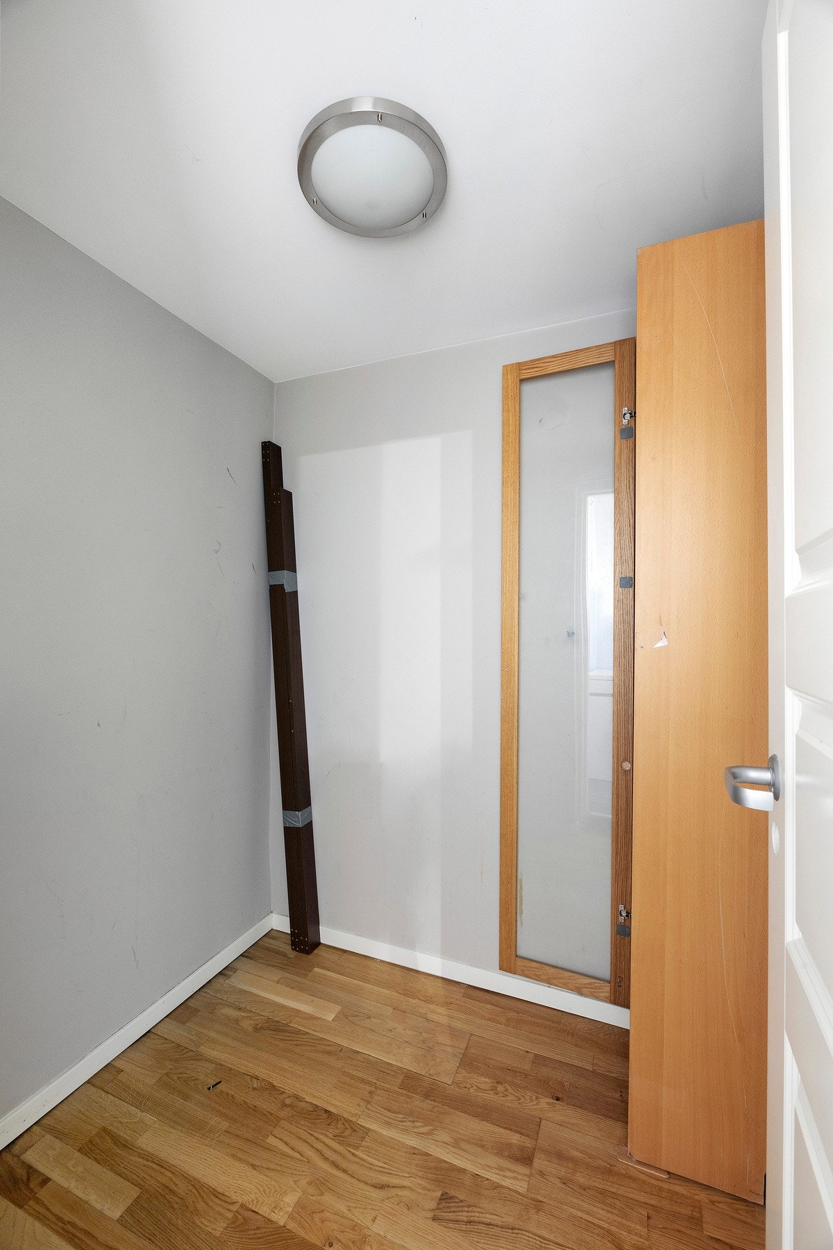 Praktisk innvendig bod til oppbevaring av diverse Galleribilde