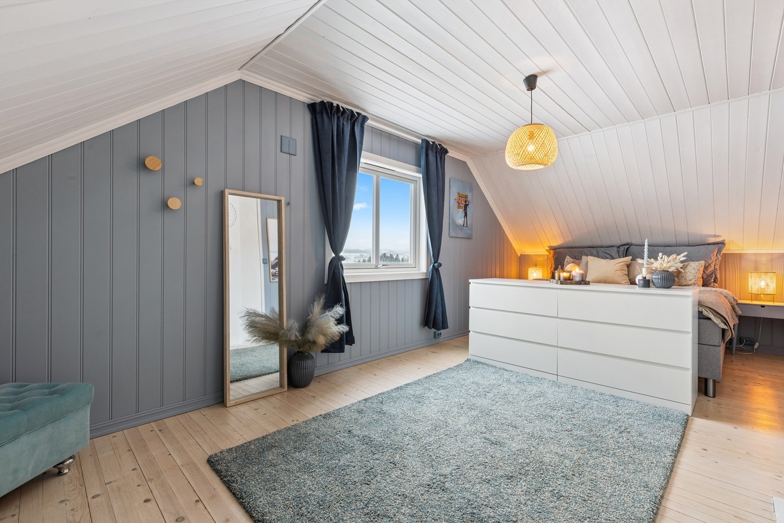 I 2.etasje er det to hyggelige soverommet. Galleribilde