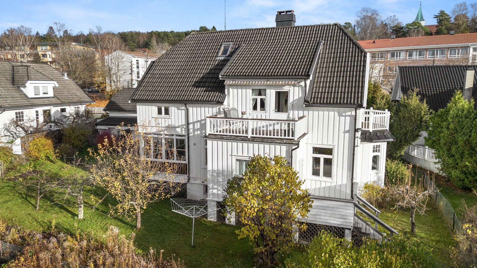 Klassisk villa fra 1921 med flott arkitektur | Boligen har noe moderniseringsbehov; Skap ditt drømmehjem! Galleribilde
