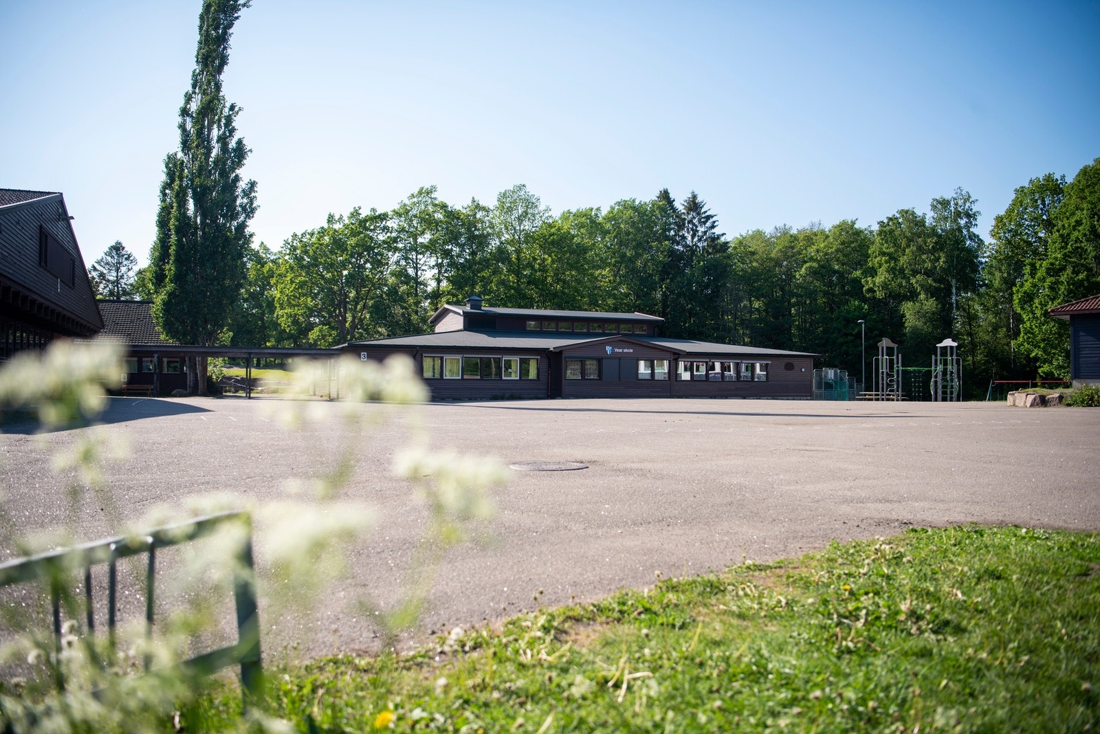 Skoler, barnehager og idrettsanlegg like i nærheten Galleribilde