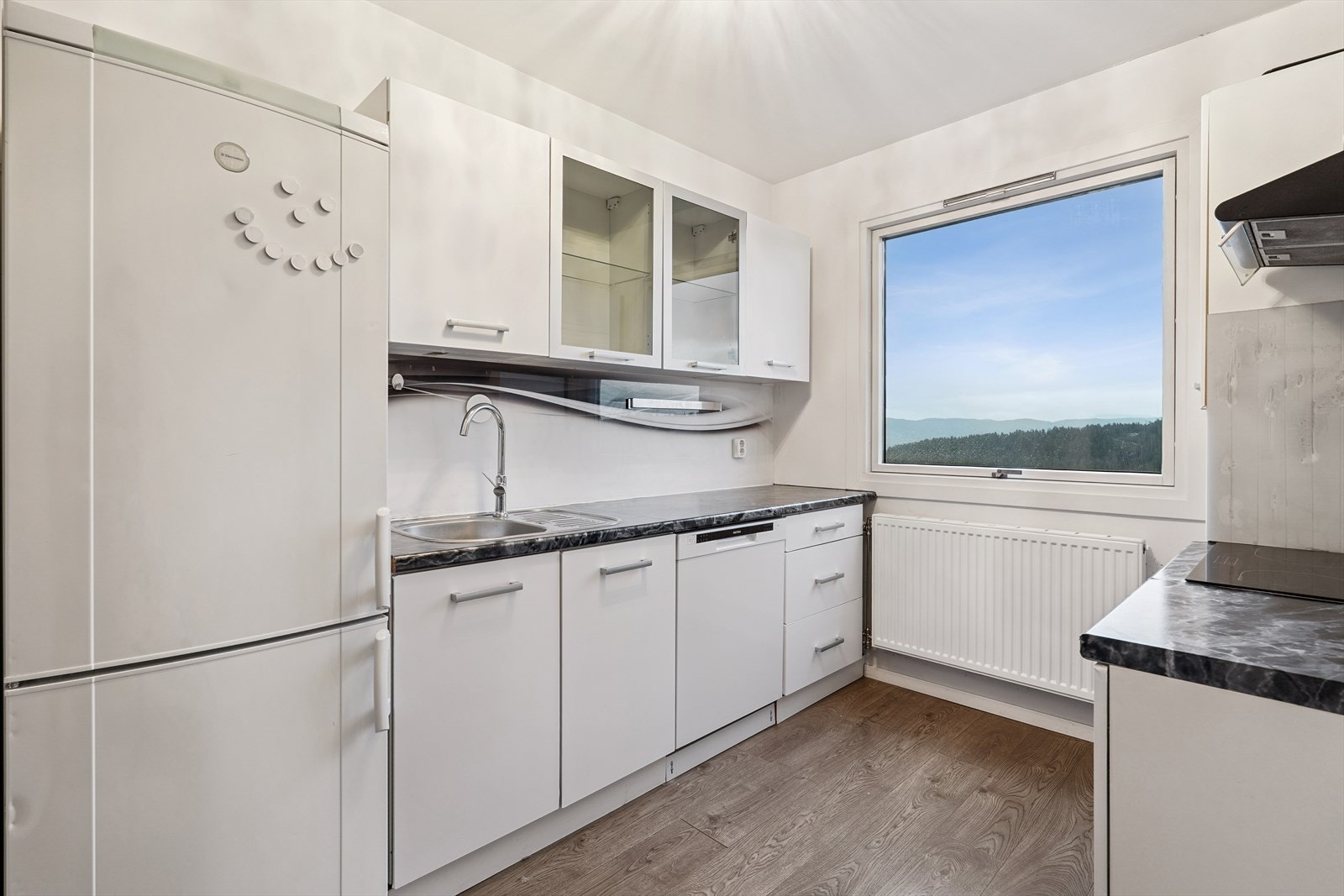 Kjøkken slik det er i dag.. Galleribilde