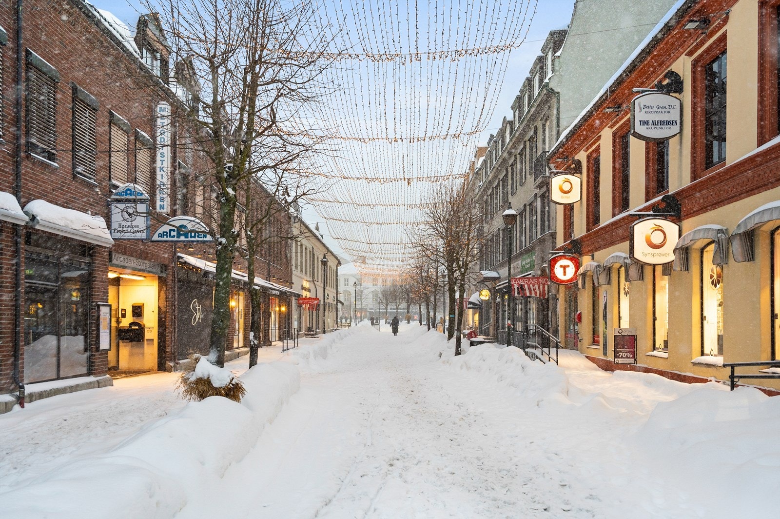 Boligen ligger svært kort avstand til Hønefoss sentrum. Galleribilde
