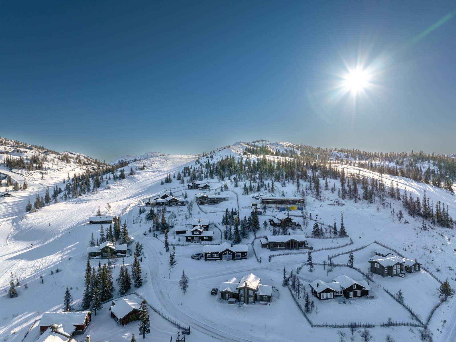 Langrennsløypene starter nær hytta Galleribilde