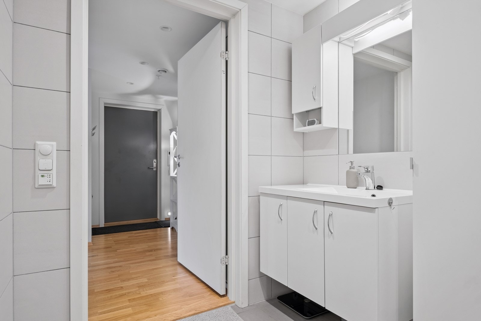 Det er varme i gulv på badet. Galleribilde