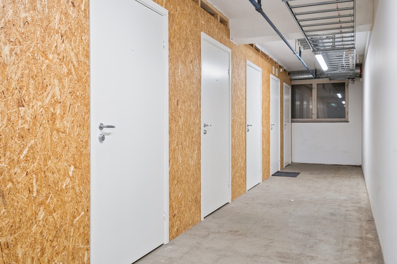 Det medfølger en sportsbod på 5 kvm i kjeller. Galleribilde