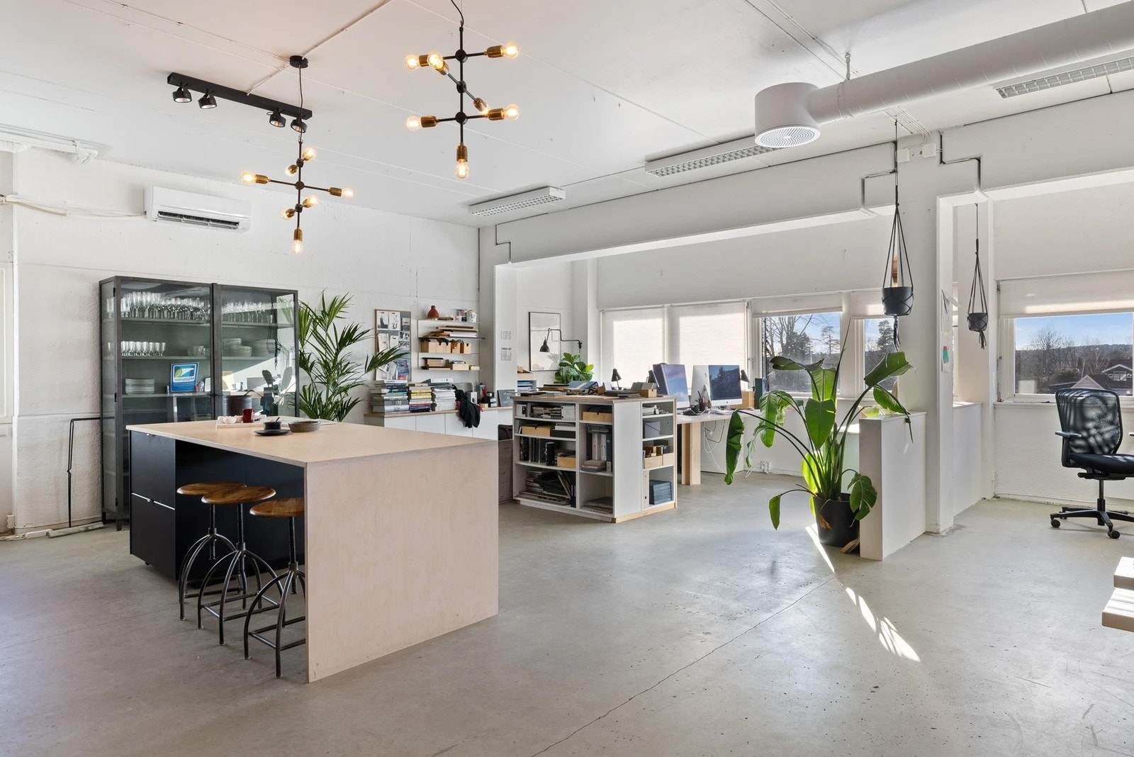 Eksempel på interiør fra 3 etg i bygget. Galleribilde