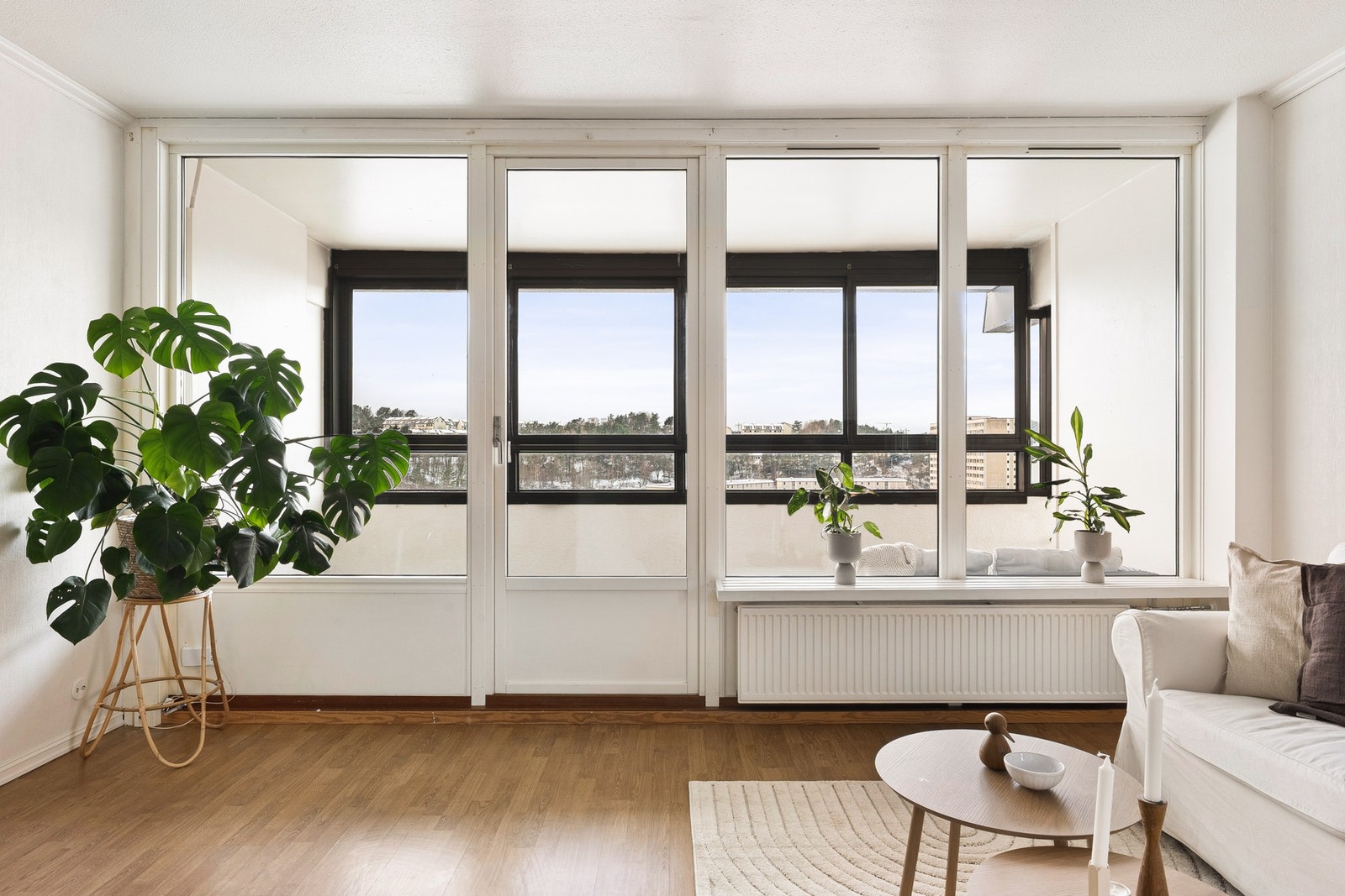 En lys 2-roms hjørneleilighet med god planløsning. Galleribilde