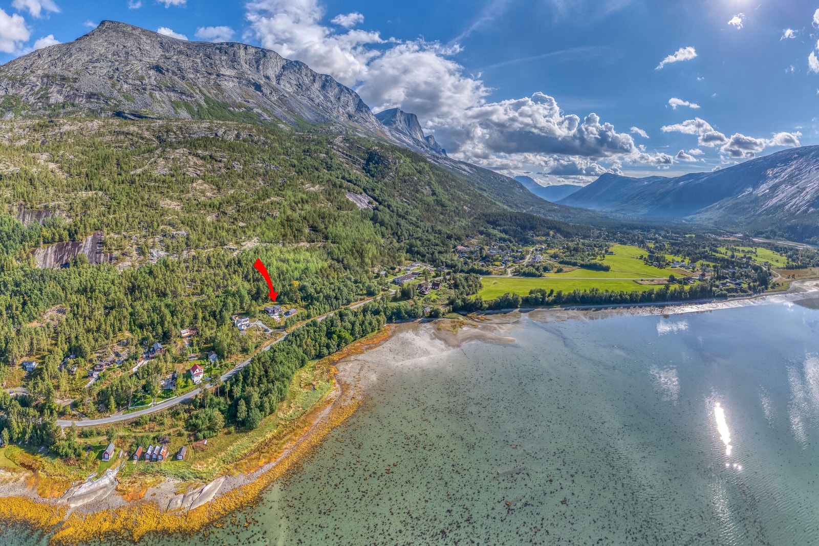 Kort avstand til 18- hulls golfbane Galleribilde