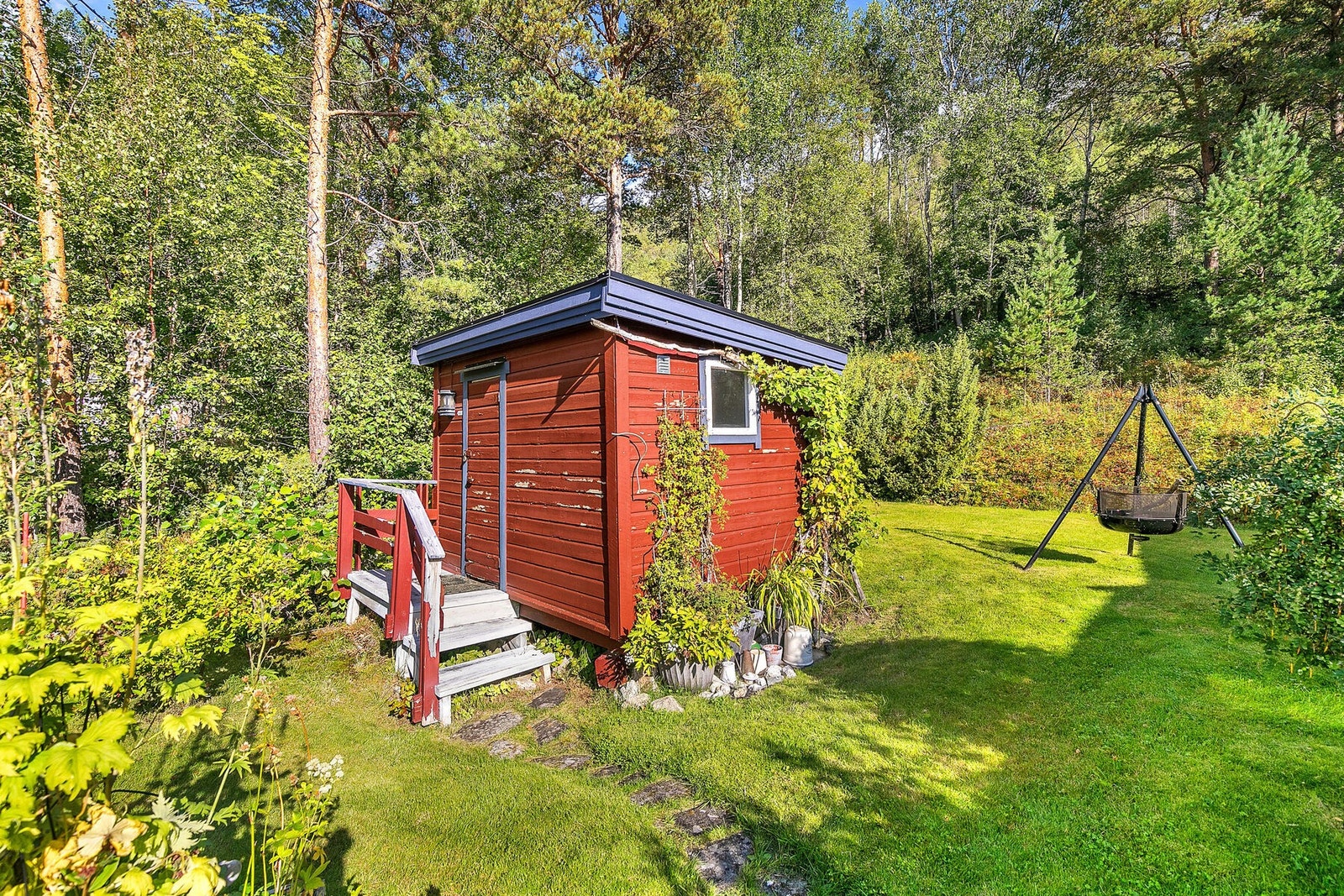 Uthus/anneks Galleribilde