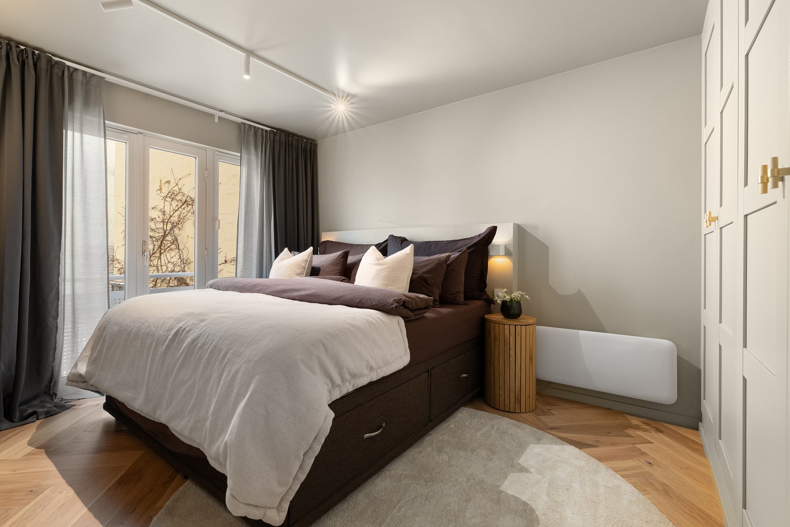 Master soverom med fransk balkong. Galleribilde