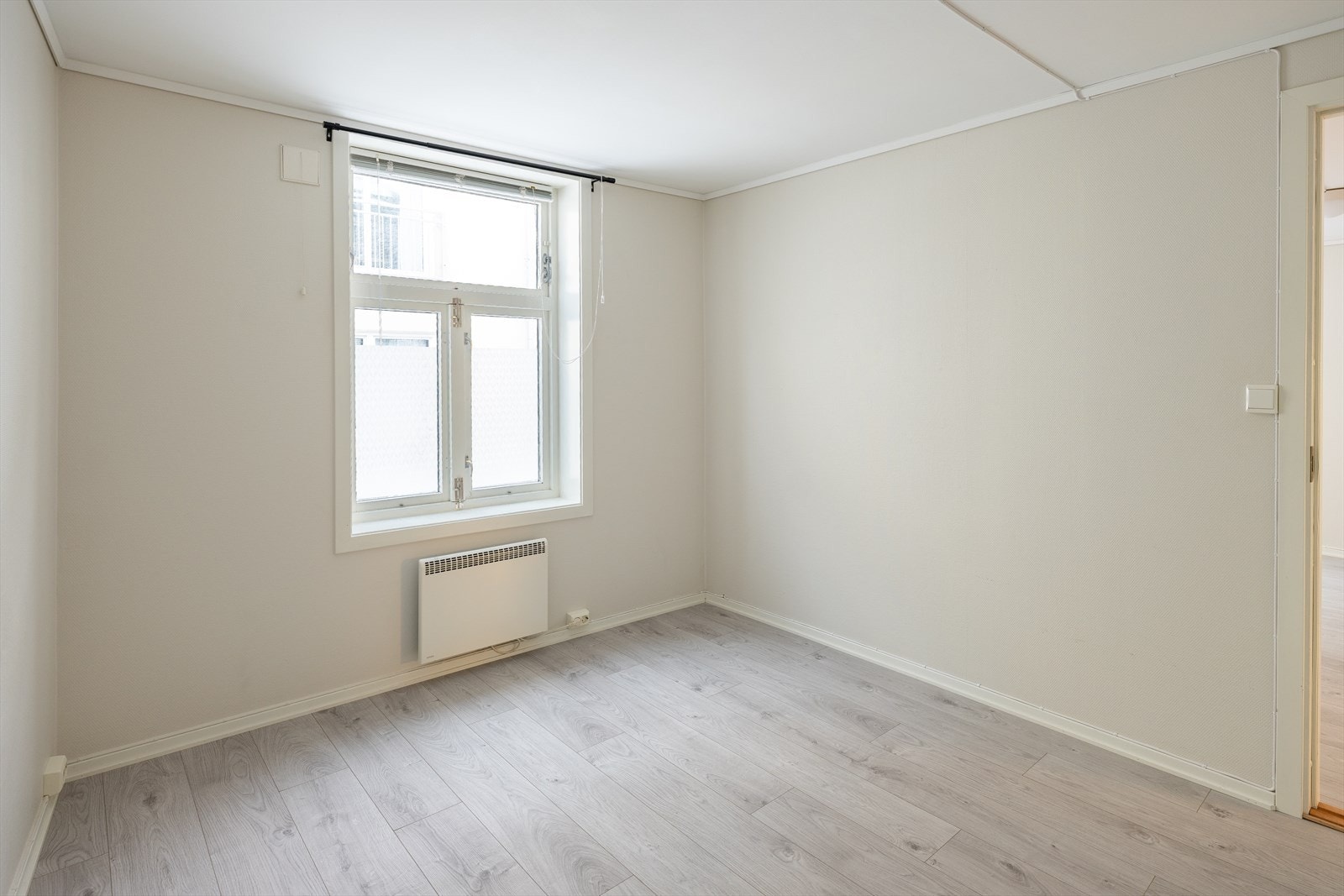 Soverommet strekker seg over hele 10m². Galleribilde