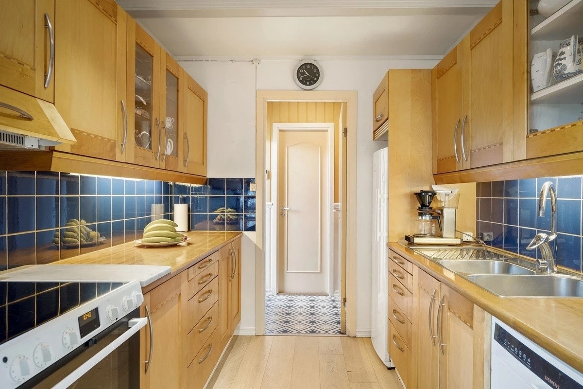 Romslig og hyggelig kjøkken Galleribilde