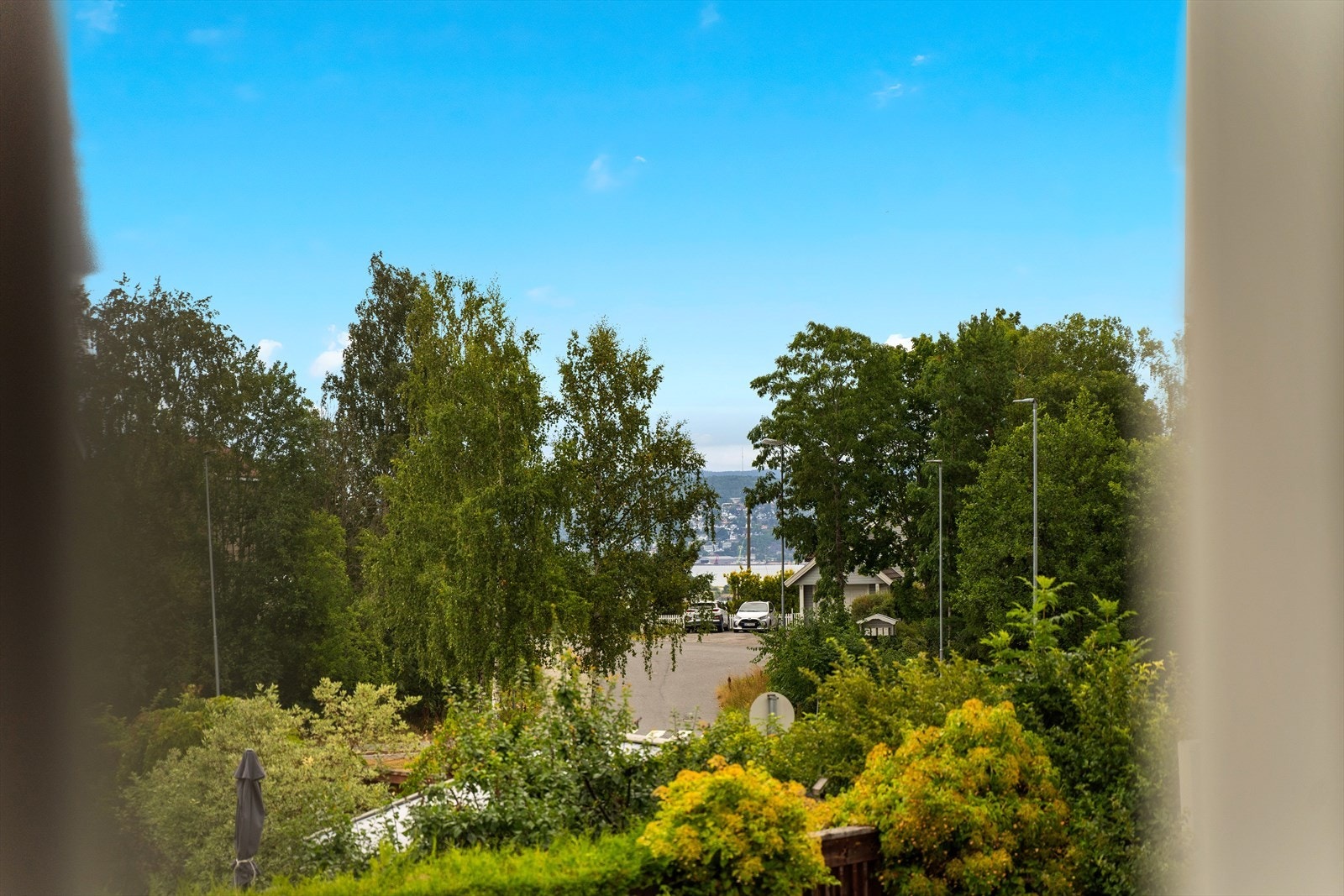 Fra soverommet er det utsikt mot Oslofjorden. Galleribilde