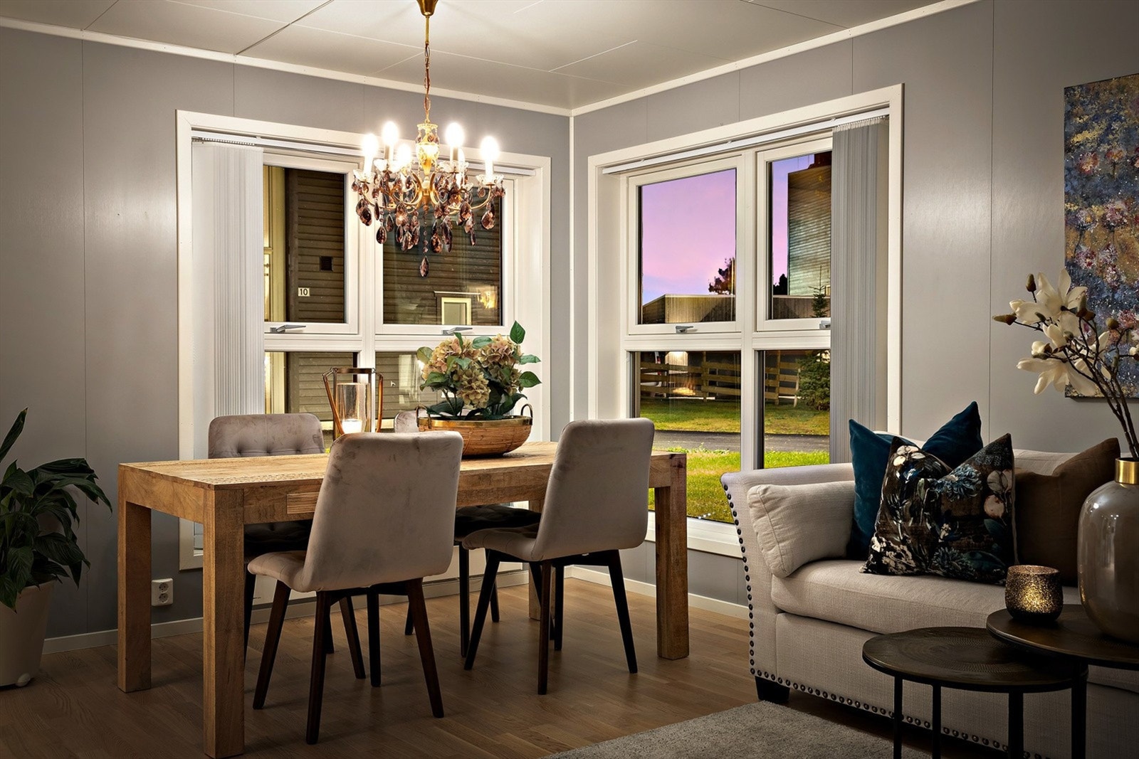 God plass for spisebord i stuen Galleribilde