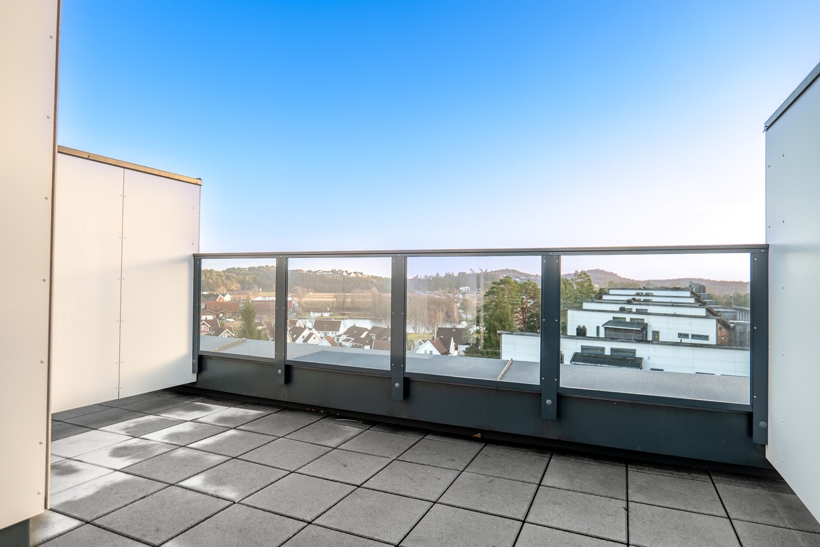 Privat takterrasse med flott utsikt Galleribilde