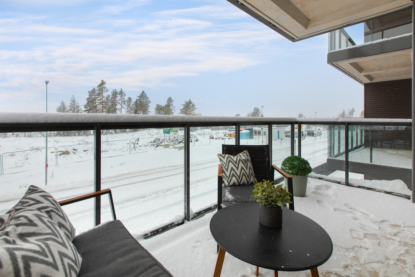 Her kan du nyte solrike dager og hyggelige stunder i fine omgivelser. Galleribilde