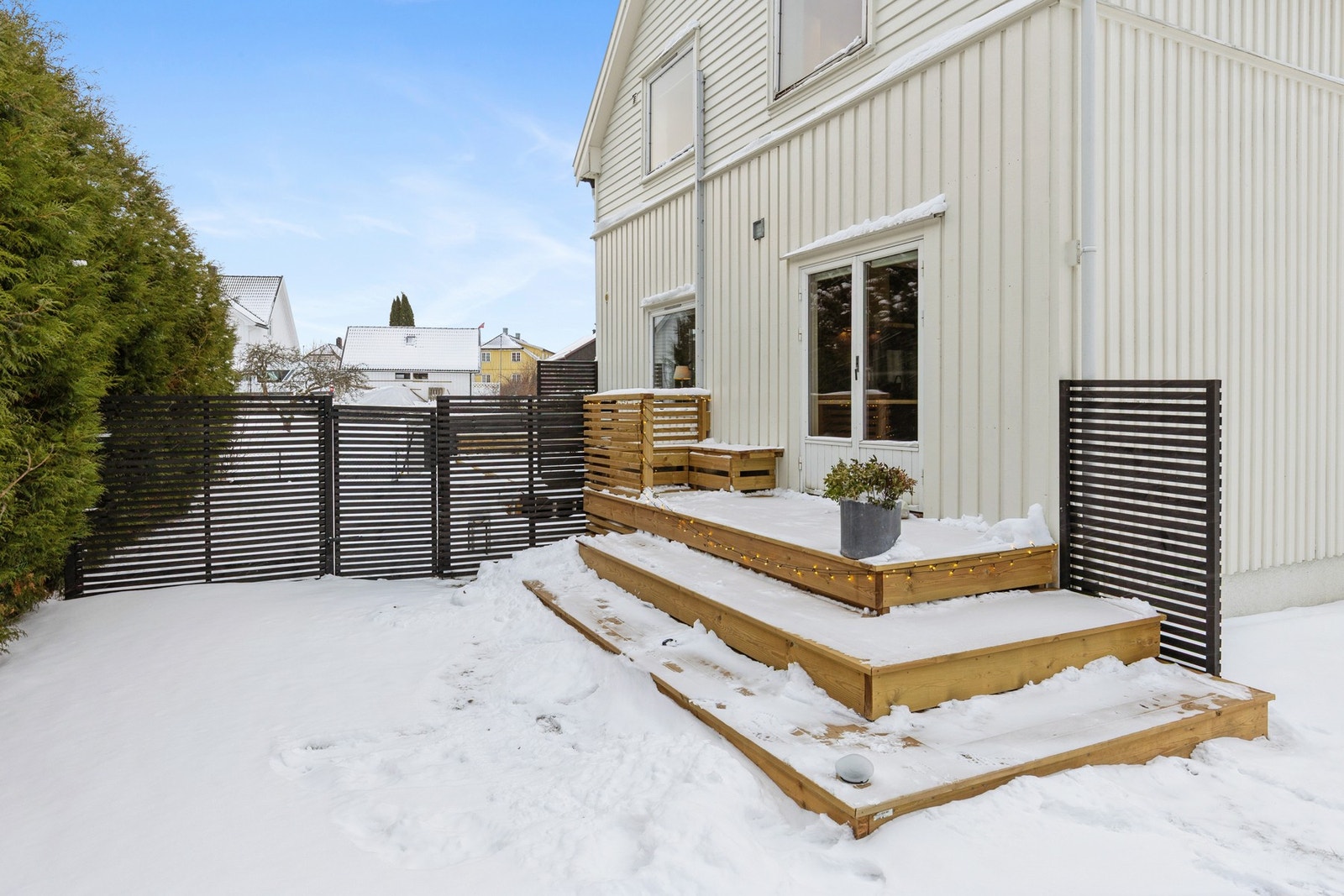 Uteplass utenfor kjøkkenet Galleribilde