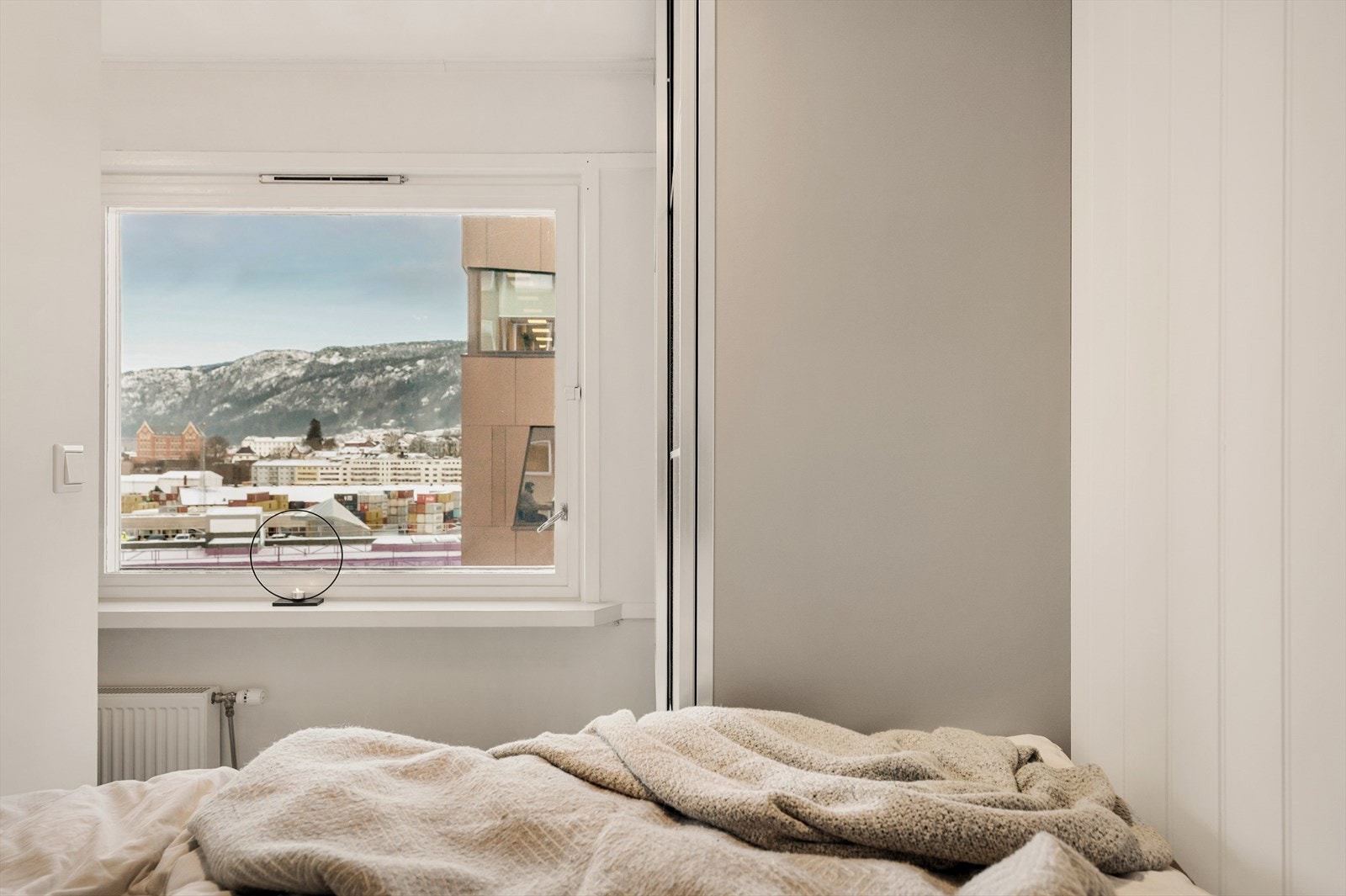 - Leiligheten disponerer en bod i 11.etasje som måler 1,2m² - Galleribilde