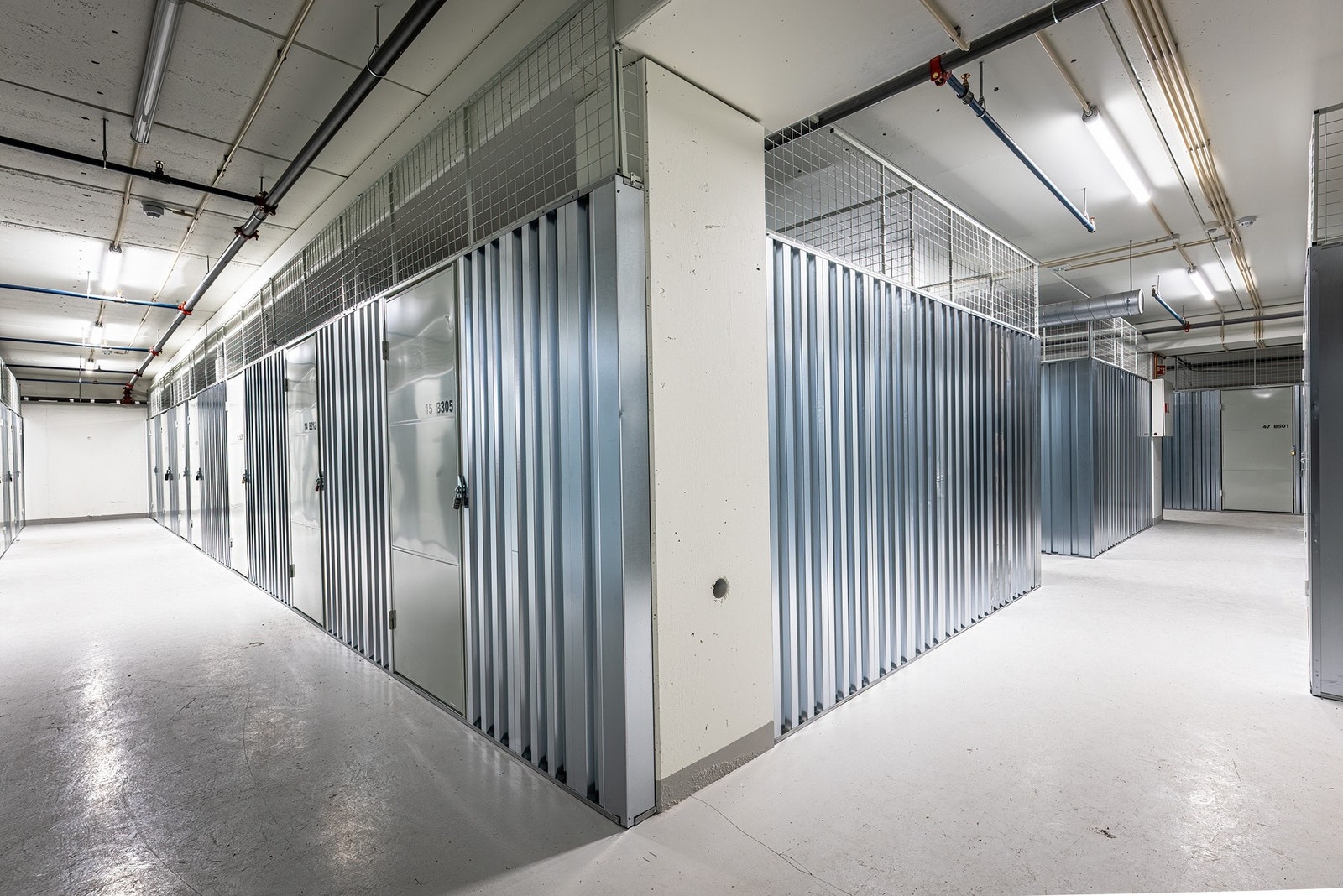 Romslig bod for oppbevaring av utstyr mv Galleribilde