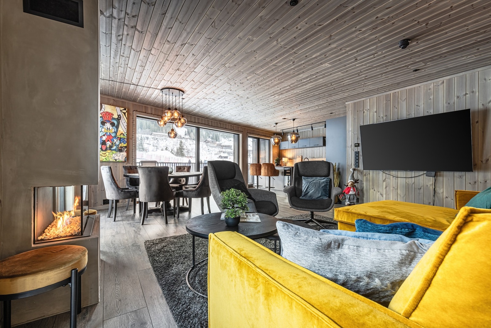 Velkommen til denne lekre hjørneleilighet beliggende i Fjellandsbyen i Hemsedal Skisenter! Galleribilde