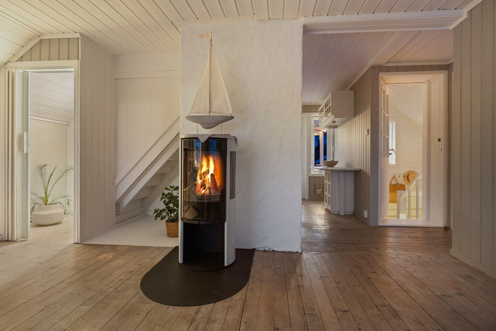 En lekker Contura peisovn gir ekstra varme og kos når kulda kommer krypende Galleribilde