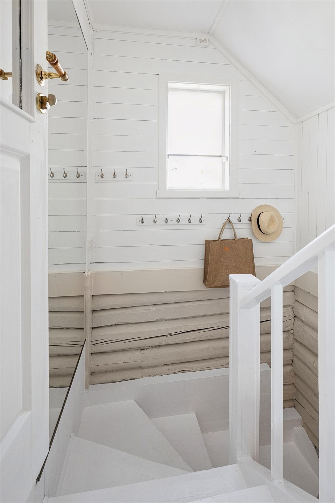 Trappegang opp til 2. etg. Galleribilde