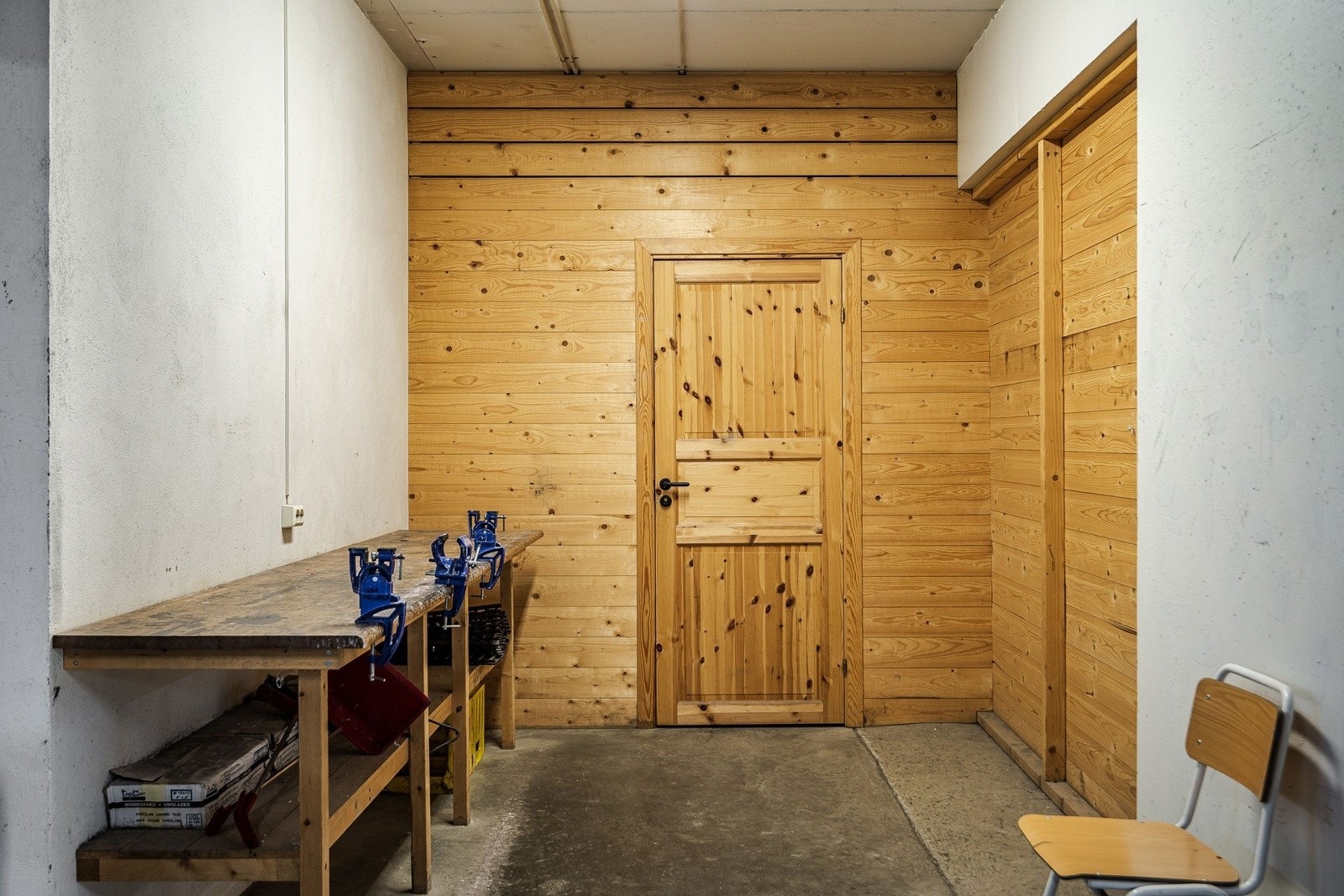 Det er også felles skibod som er oppvarmet med eget locker med plass til skistøvler og ski. Galleribilde