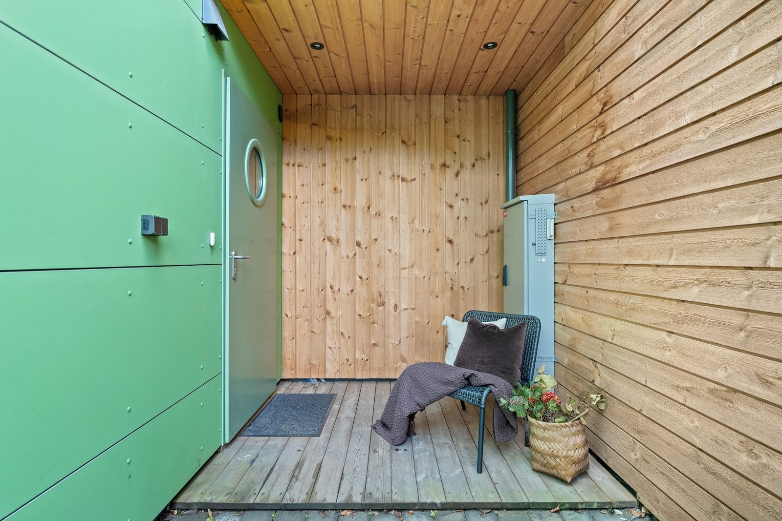 Platting ved inngangsparti. Galleribilde