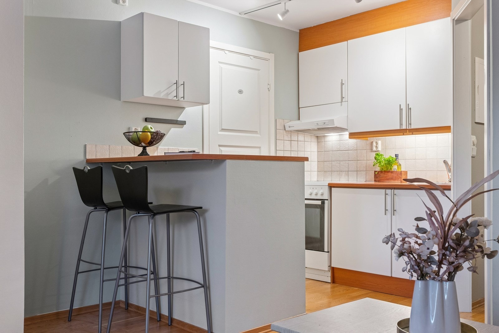 Praktisk bar-løsning på enden. Galleribilde