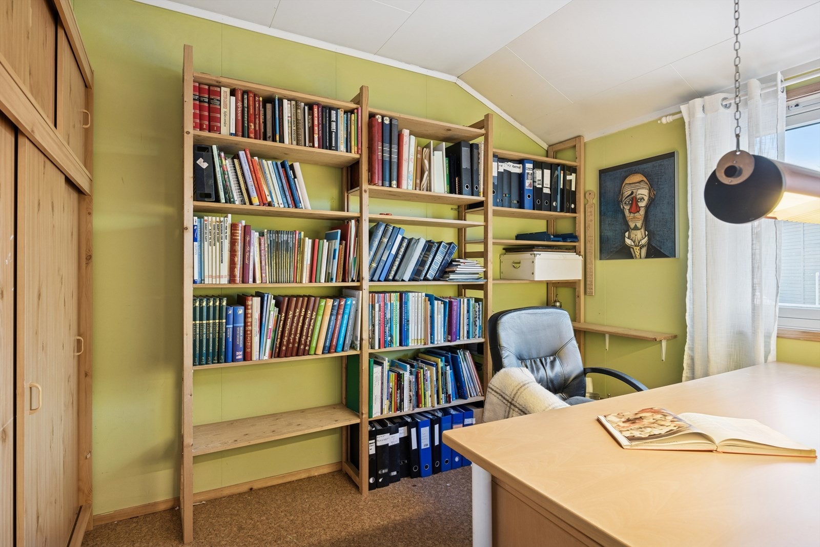 Arbeidsrom/bod på 7,7m². (Ikke godkjent oppholdsrom) Galleribilde