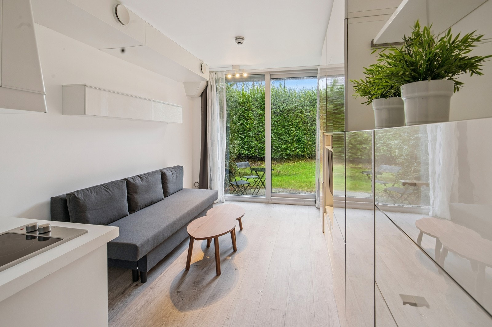 Leiligheten ligger i 2. etasje men har utgang til markterrasse Galleribilde