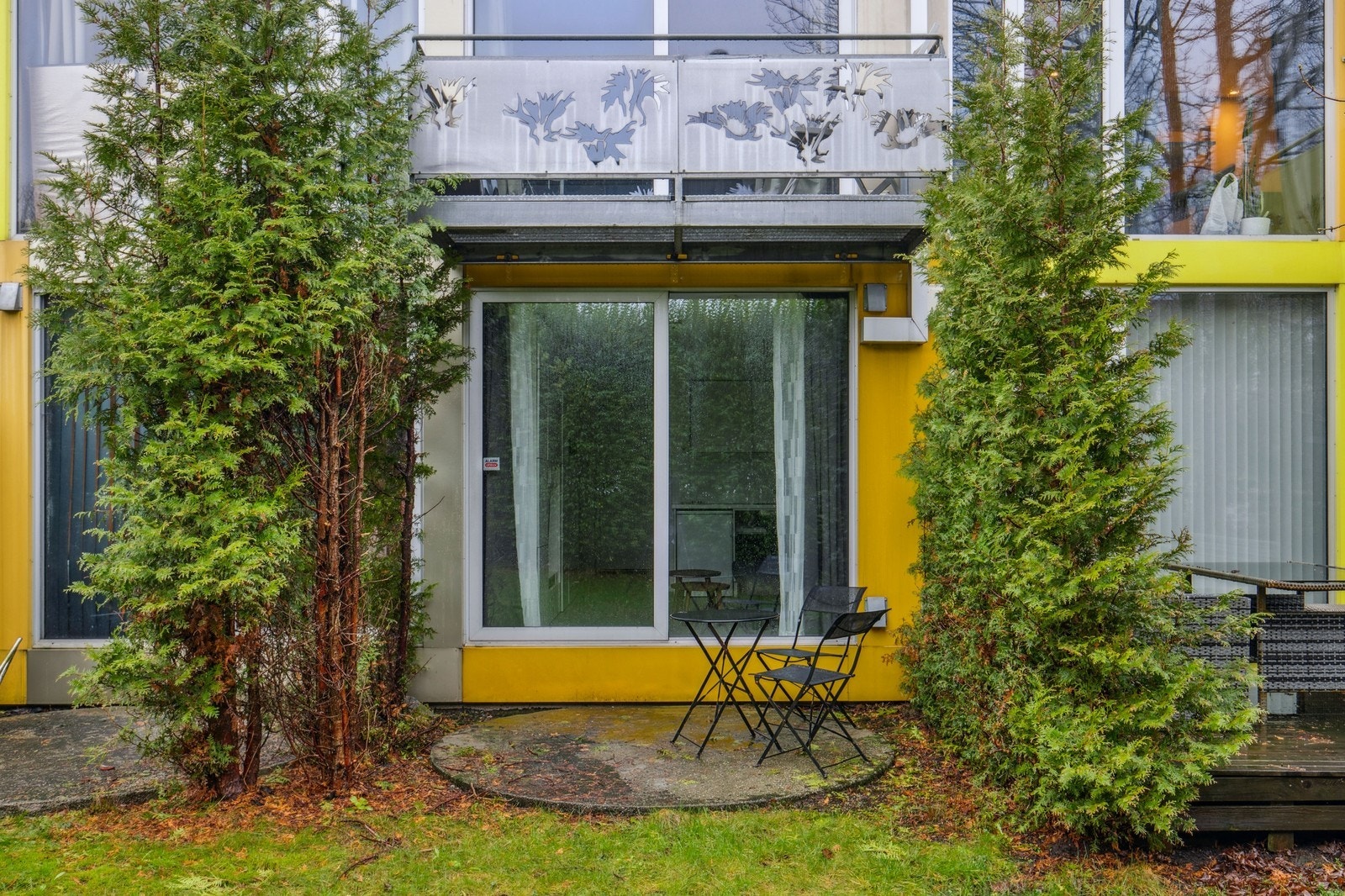 Markterrasse. Galleribilde