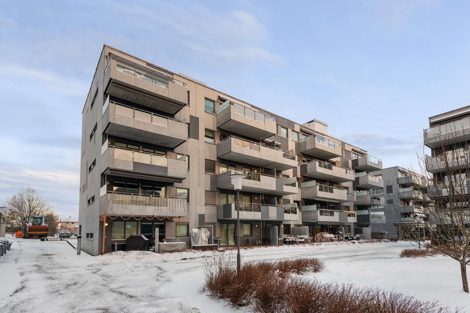 Endelelighet med lysinnfall fra 3 sider Galleribilde