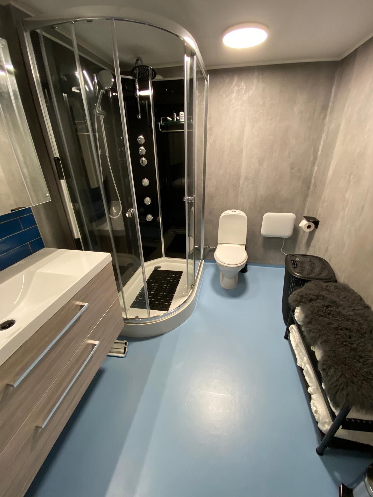 Nyoppusset bad Galleribilde