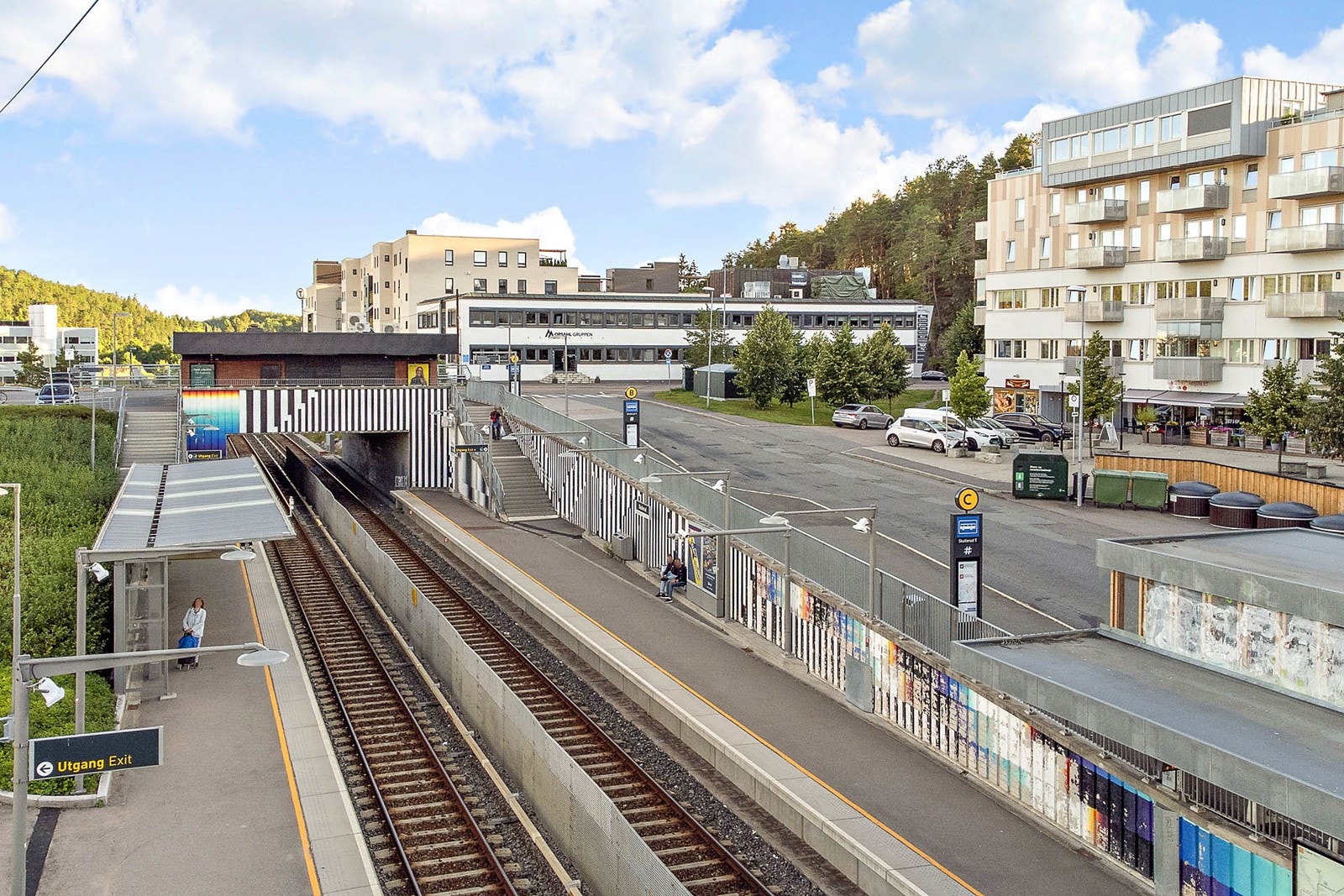 Skullerud T-banestasjon. Galleribilde