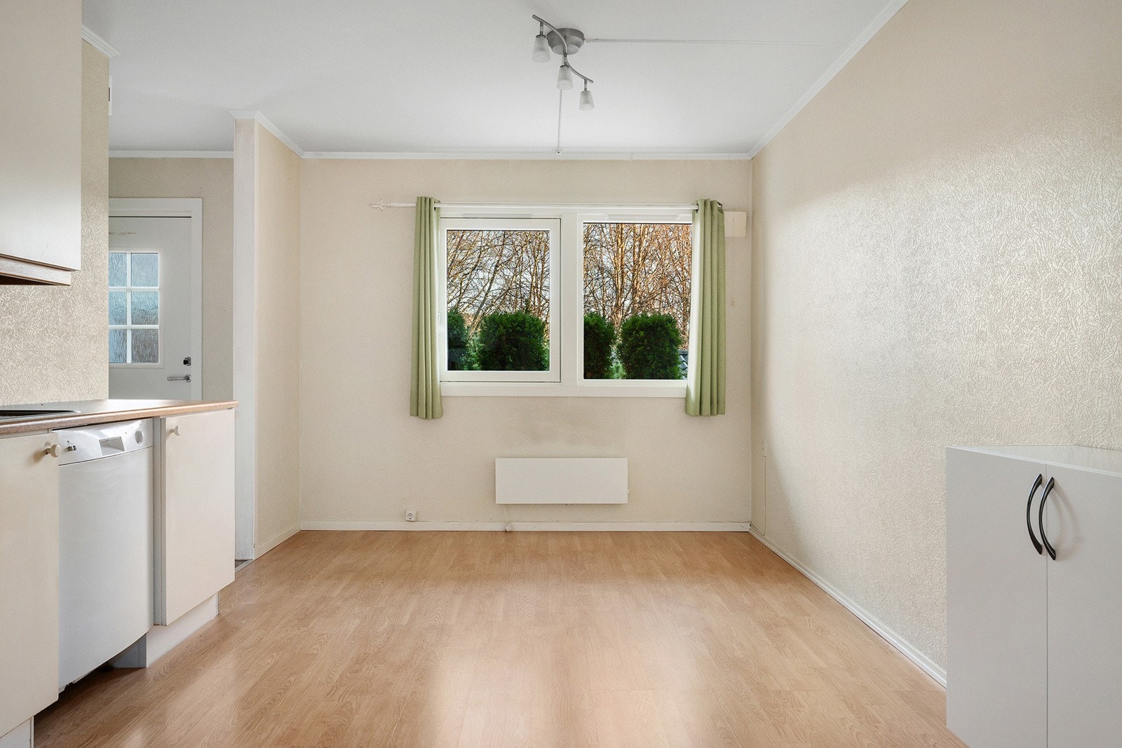 Her er plass til bl.a. spisebord. Galleribilde