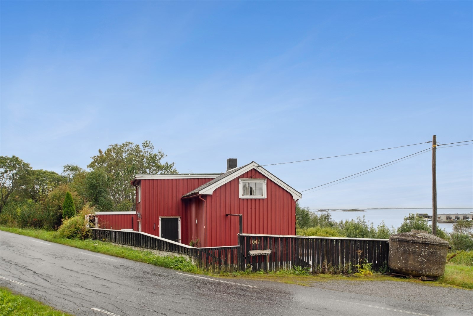 Fasade fra veien. Galleribilde