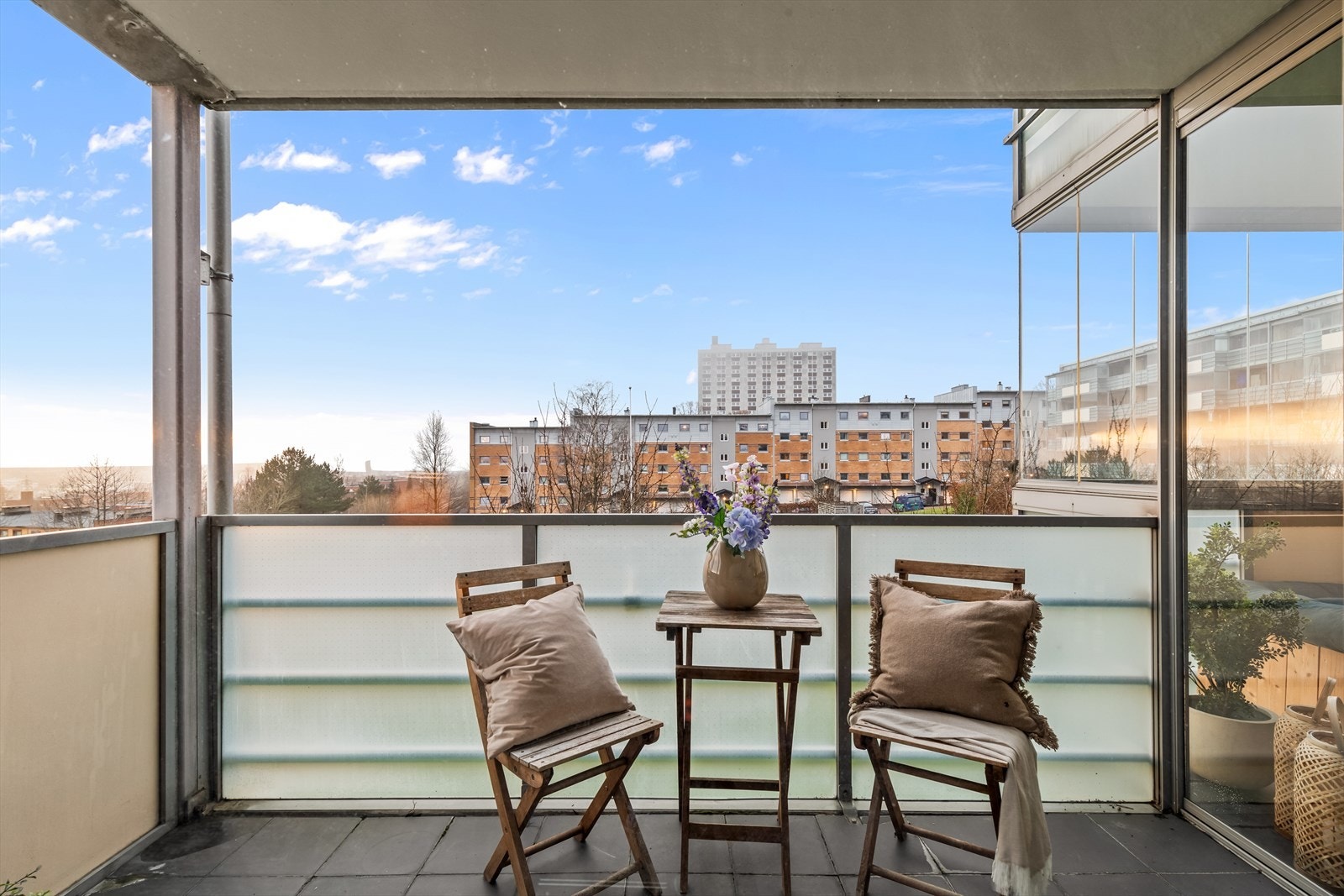 Området er svært populært, både blant barnefamilier og for de som setter pris på trening, turer og friluftsliv. Galleribilde