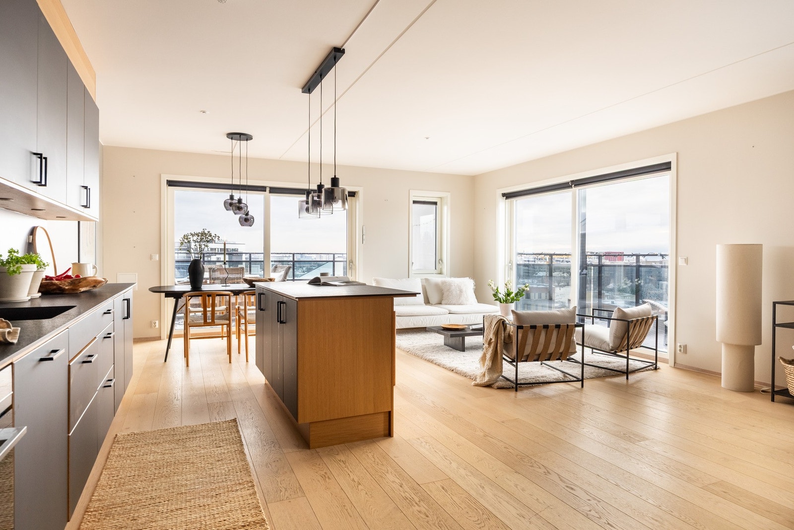 Mørtelverksbakken 25 presenteres av Mekleriet ved Helene Antone Norstrøm. Foto: Daniel Bergsagel. Galleribilde